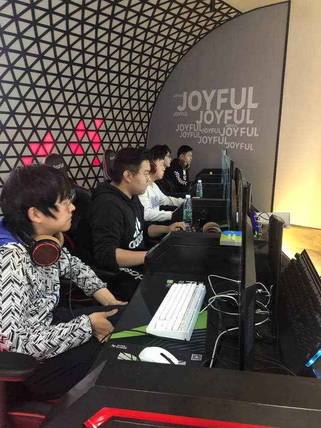 项目中都有 项目中都有