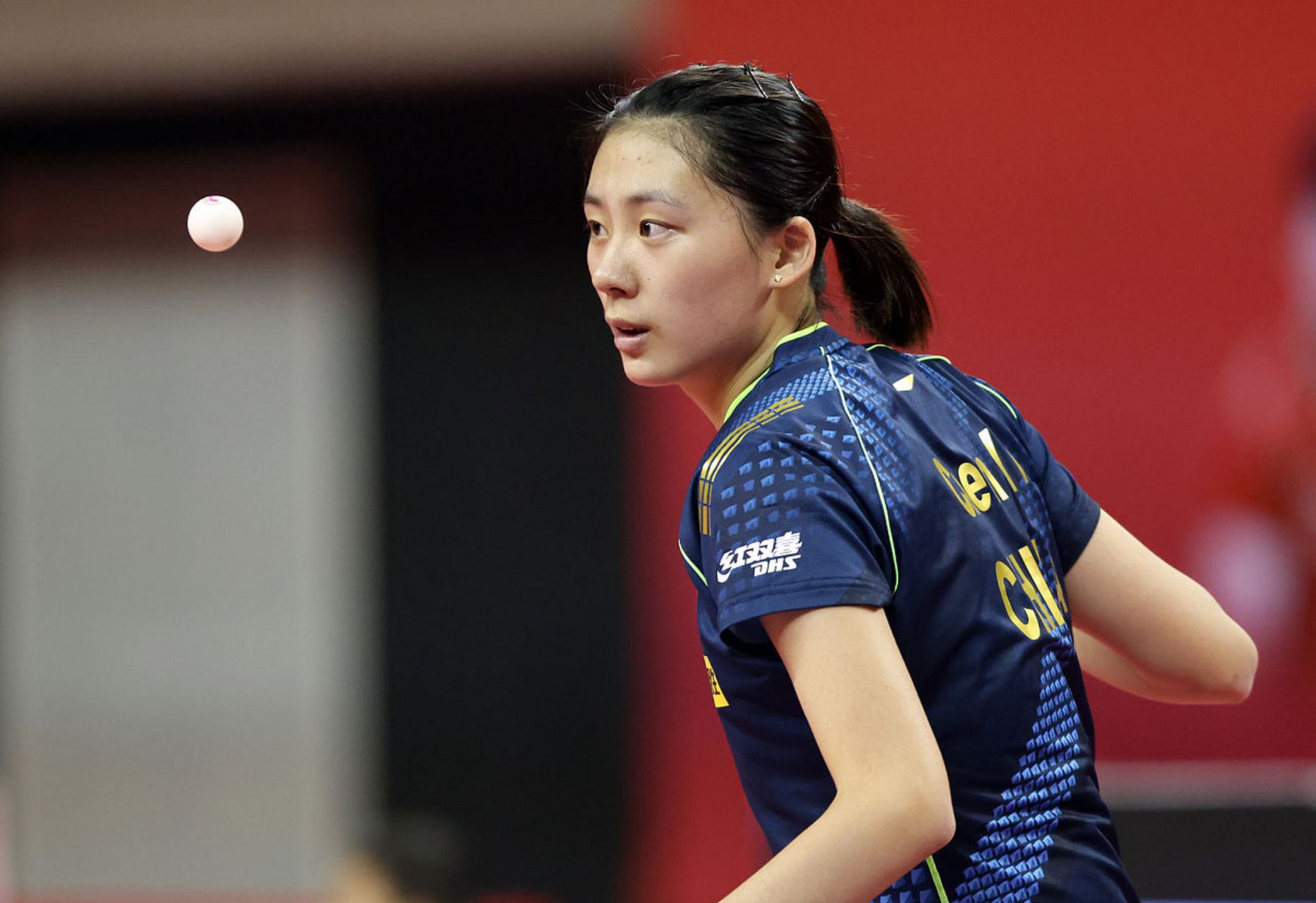 也强调了球 也强调了球