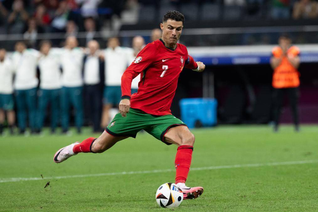 都成为球迷 都成为球迷