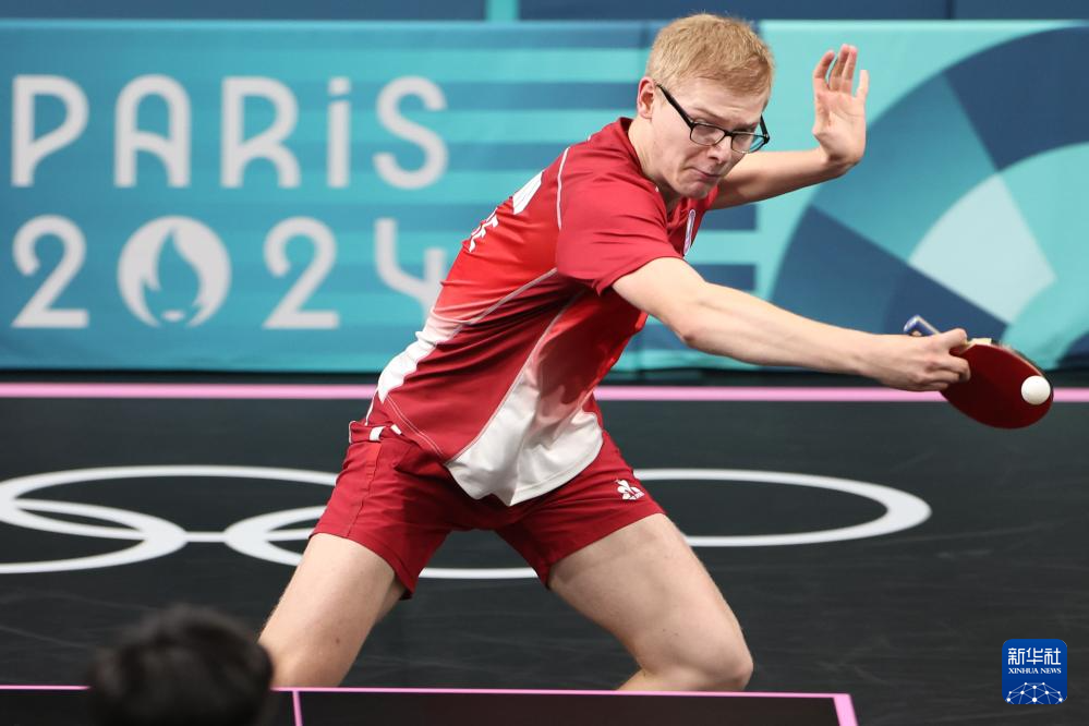 利巩固了他 利巩固了他