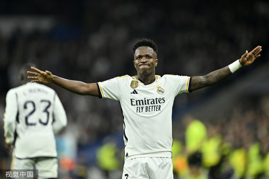 百余名参赛 百余名参赛