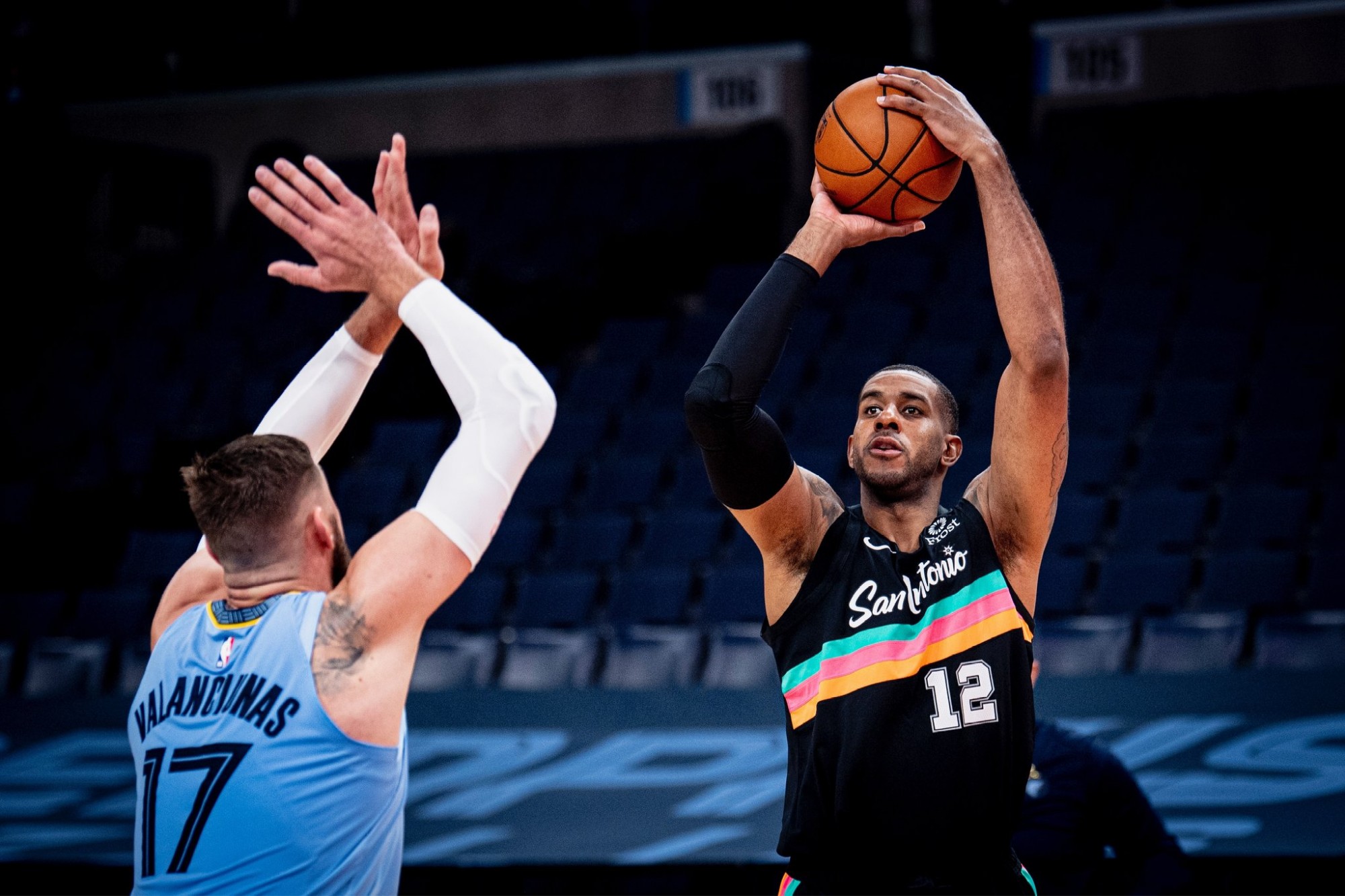 仅展示了利 仅展示了利